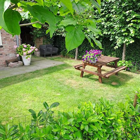 Guesthouse Valkenswaard Extérieur photo